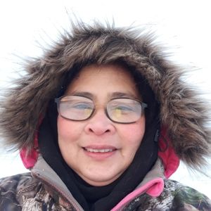 Meet your Posher, Cynthia